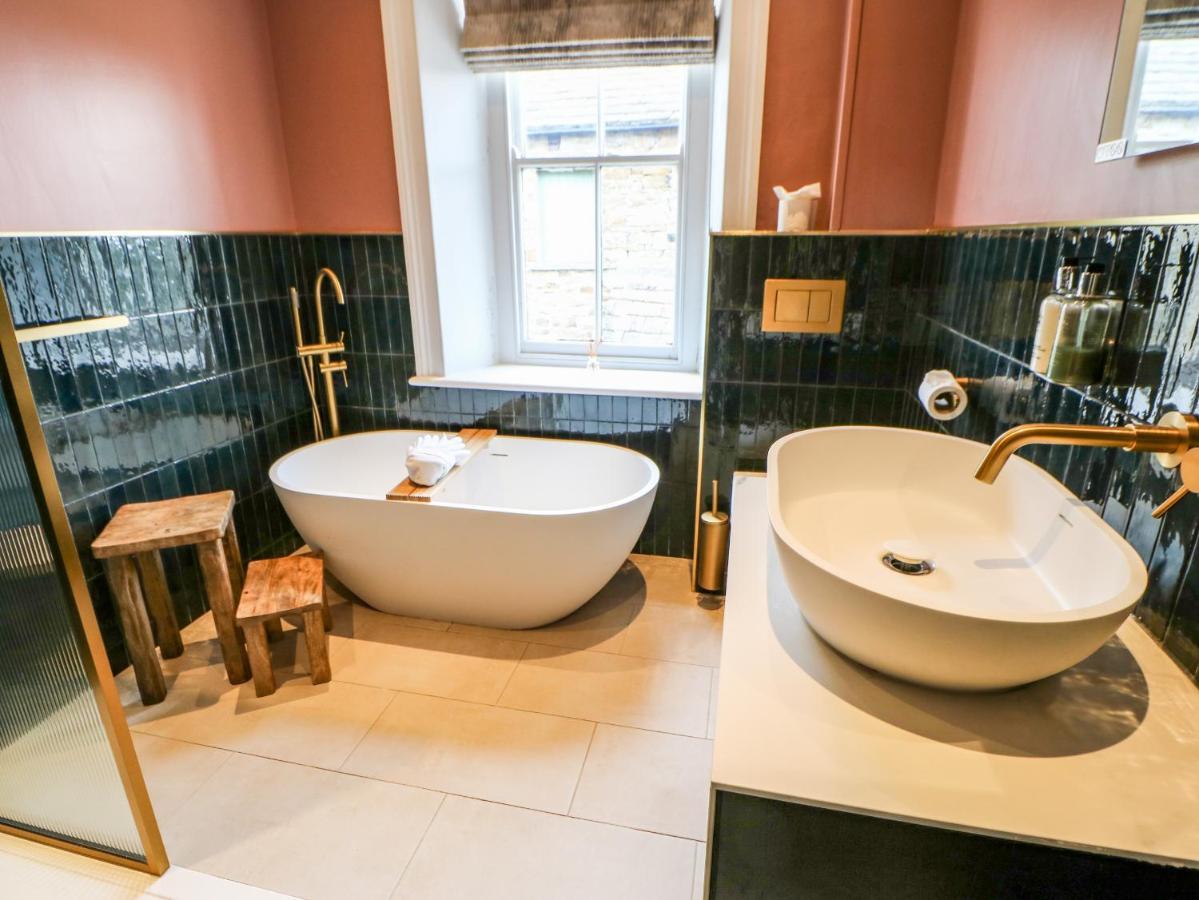 Hillside House Villa Лейбърн Екстериор снимка
